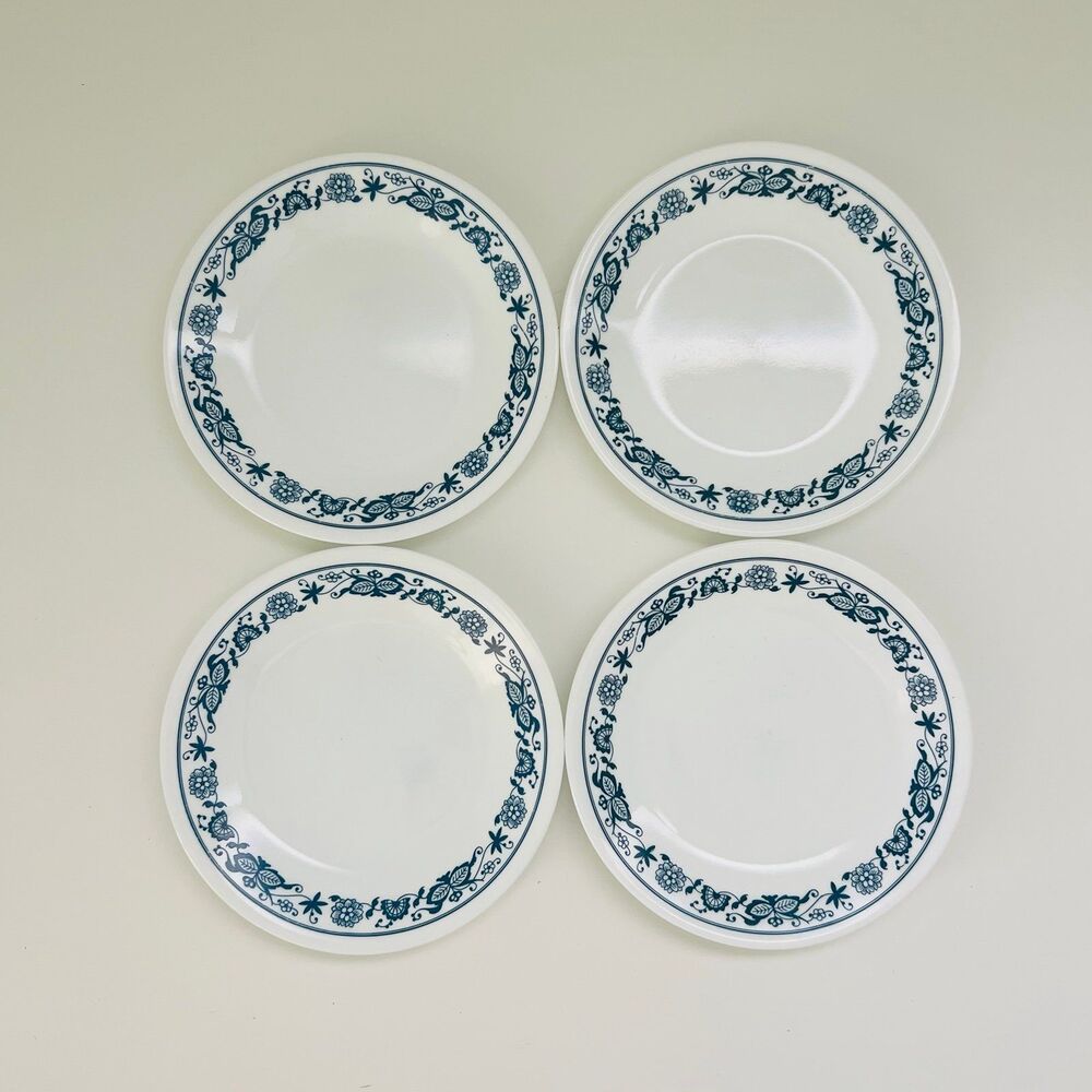 CORELLE Corning Old Town Blue Onion Bread & Butter Appetizer Plates, Set of 4